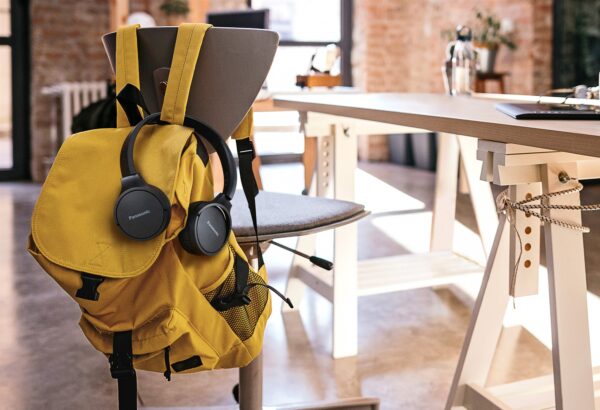Гарнітура накладна Bluetooth PANASONIC RB-HF420BGE-K - Зображення 7
